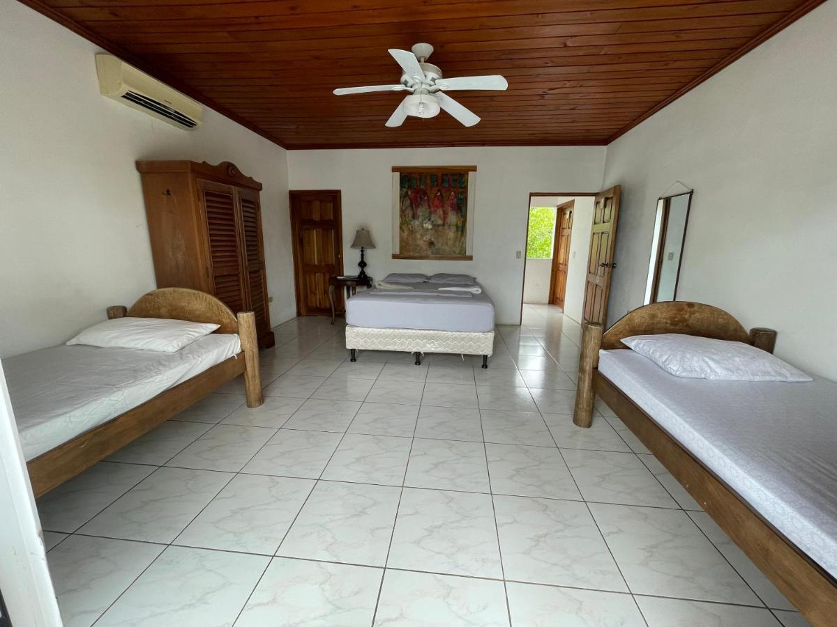 Hotel Casa Nostra à Lívingston Extérieur photo